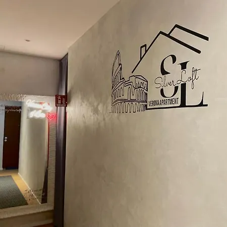 Nr2 Silver Loft 700mt Fiera Appartement