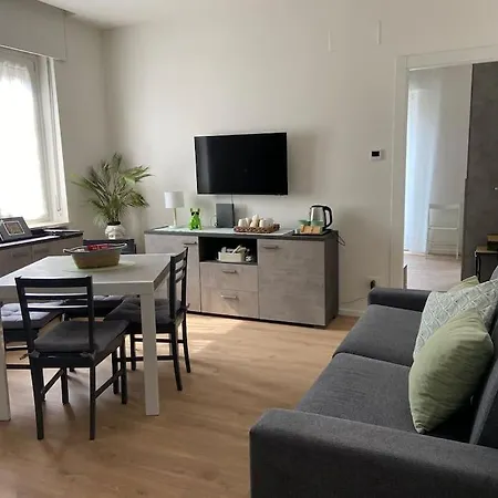 Nr2 Silver Loft 700mt Fiera Apartment *
